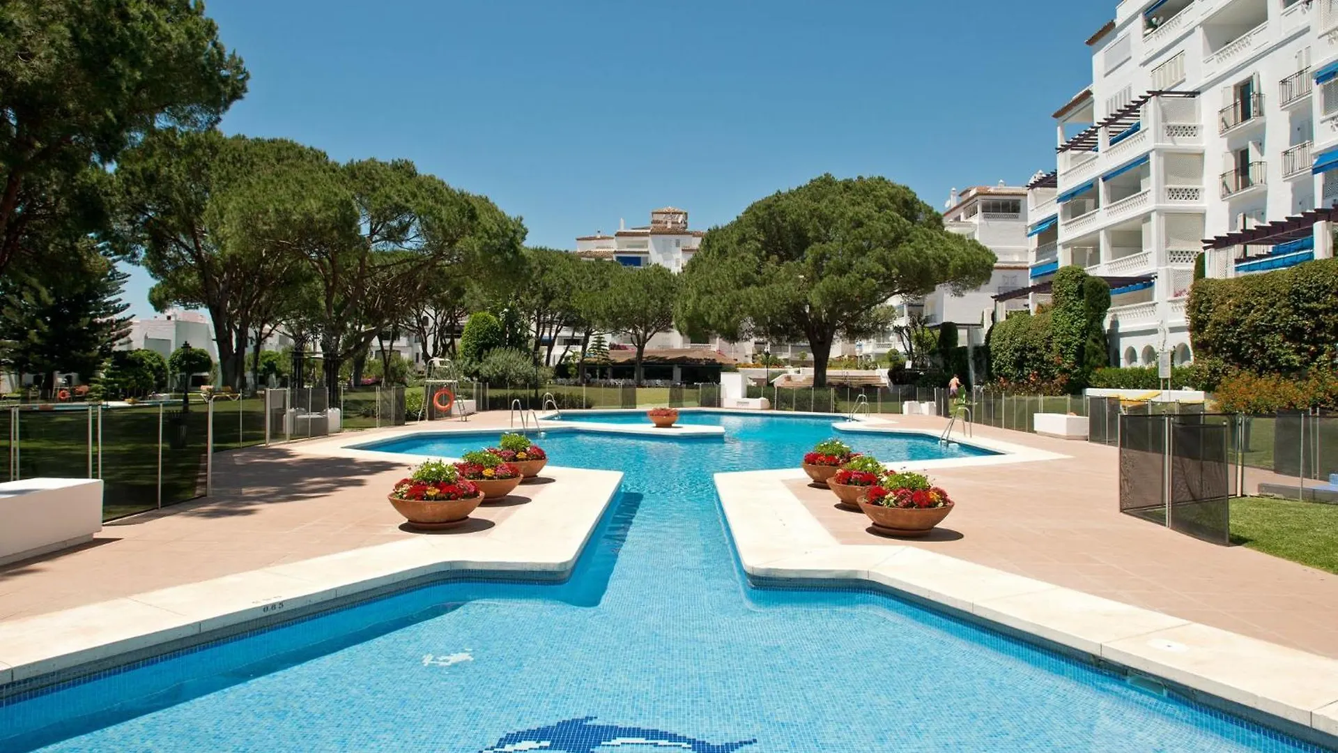Beachfront Apt Marbella