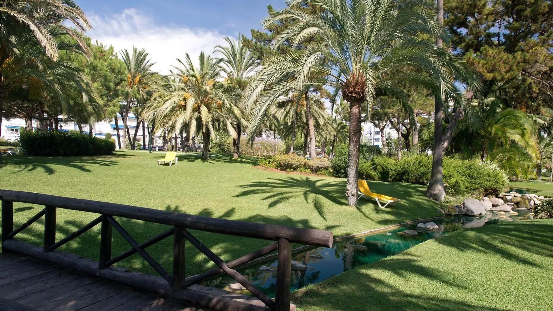 Apartment Beachfront Apt Marbella