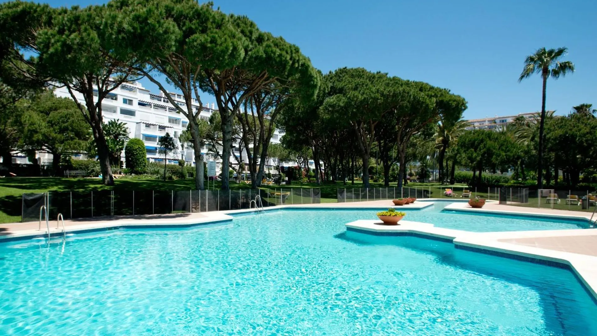 Beachfront Apt Marbella Apartment