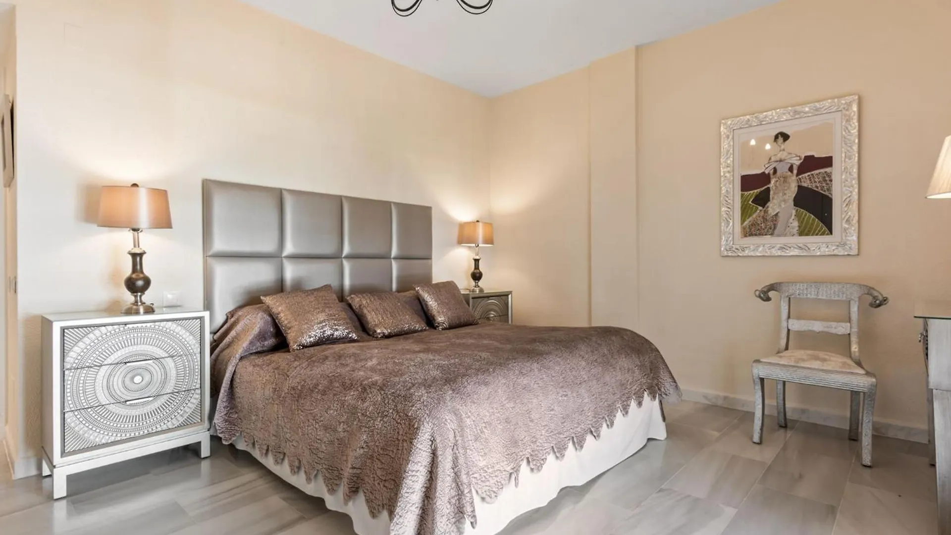 Apartment Beachfront Apt Marbella