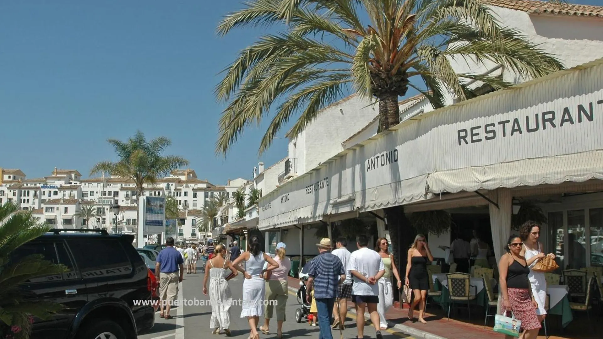 Beachfront Apt Marbella